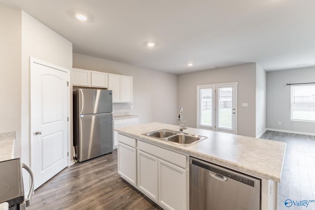 104 Arctic Fox Trail, Meridianville, AL 35759