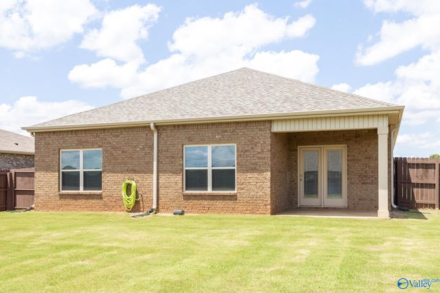 104 Arctic Fox Trail, Meridianville, AL 35759