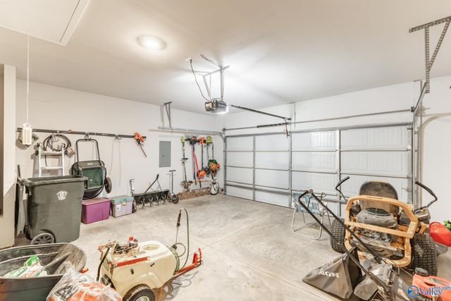 104 Arctic Fox Trail, Meridianville, AL 35759