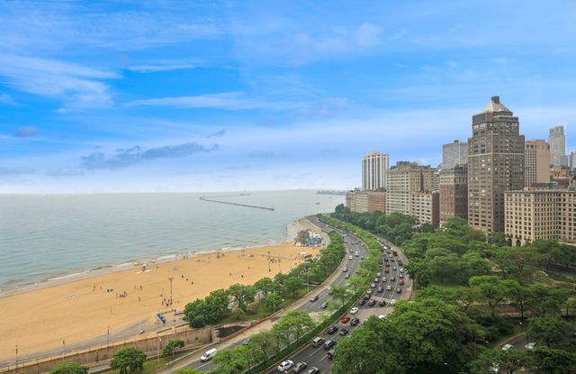 1100 N LAKE SHORE Drive 7B, Chicago, IL 60611