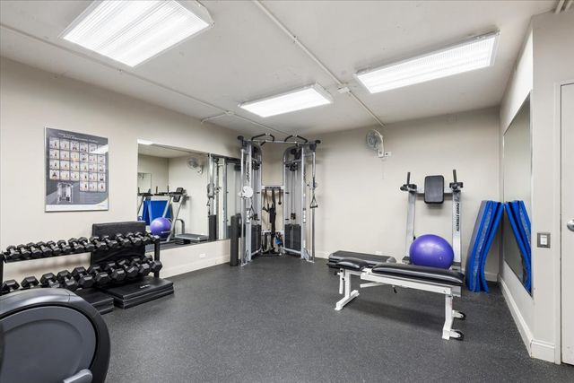 1100 N LAKE SHORE Drive 7B, Chicago, IL 60611