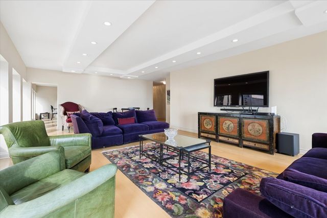 1100 N LAKE SHORE Drive 7B, Chicago, IL 60611