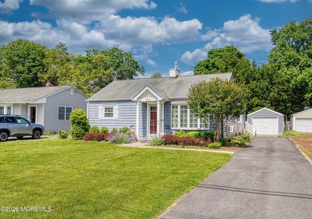 385 Prospect Avenue, Little Silver, NJ 07739