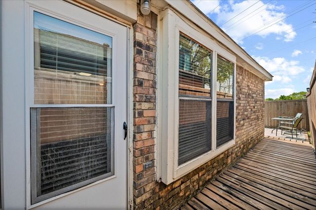 2118 Artherfield Drive, Carrollton, TX 75006