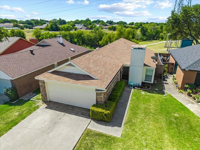2118 Artherfield Drive, Carrollton, TX 75006