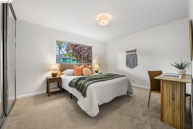4139 Laguna Ave, Oakland, CA 94602