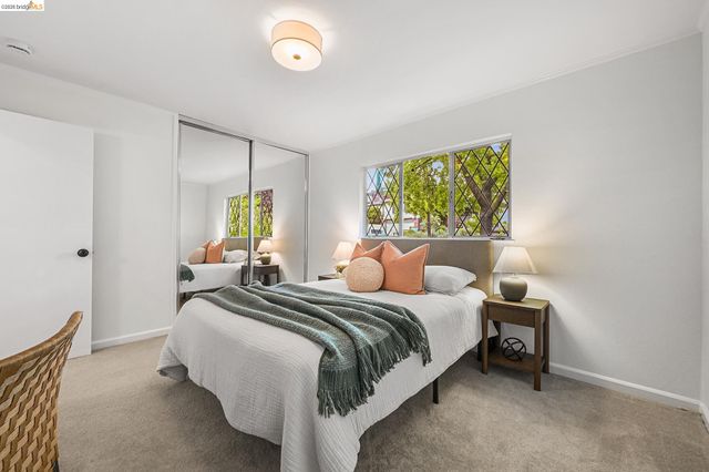 4139 Laguna Ave, Oakland, CA 94602