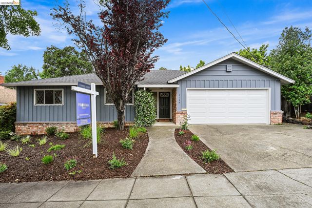 4139 Laguna Ave, Oakland, CA 94602