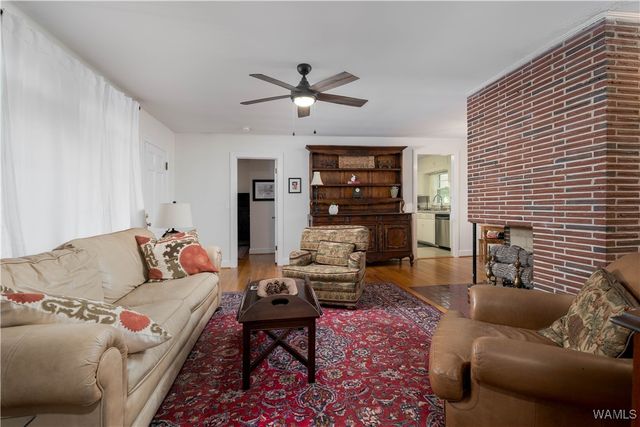 2319 Loop, Tuscaloosa, AL 35405