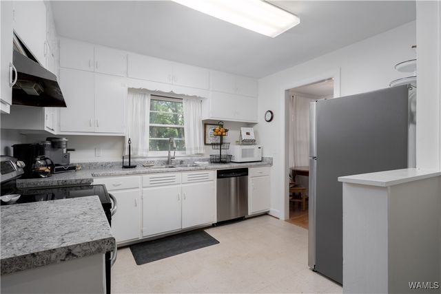 2319 Loop, Tuscaloosa, AL 35405