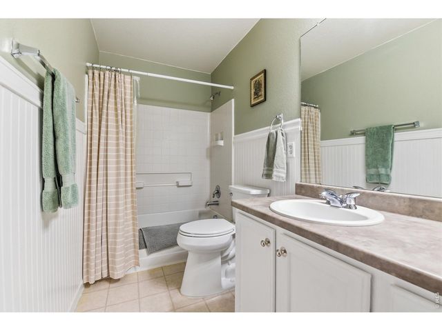 5822 Oak Meadows Blvd, Firestone, CO 80504