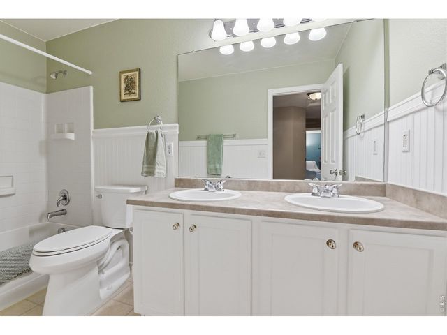 5822 Oak Meadows Blvd, Firestone, CO 80504