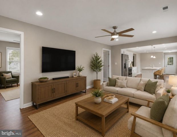 14 MONTROSE RD, Pasadena, MD 21122