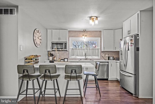 221 CHESTNUT STREET, Runnemede, NJ 08078