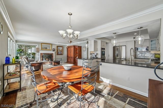 47 Gatehouse Rd, Bedminster Twp., NJ 07921