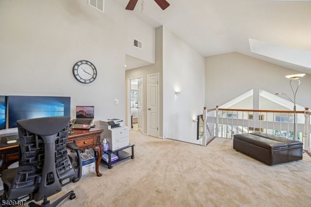 47 Gatehouse Rd, Bedminster Twp., NJ 07921