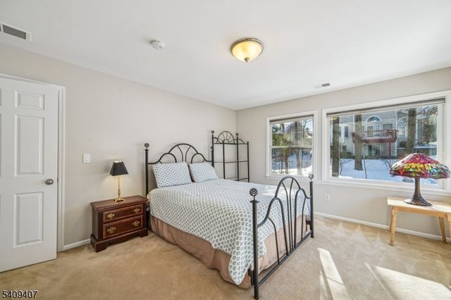 47 Gatehouse Rd, Bedminster Twp., NJ 07921