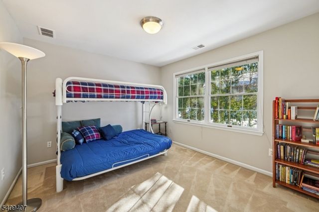 47 Gatehouse Rd, Bedminster Twp., NJ 07921