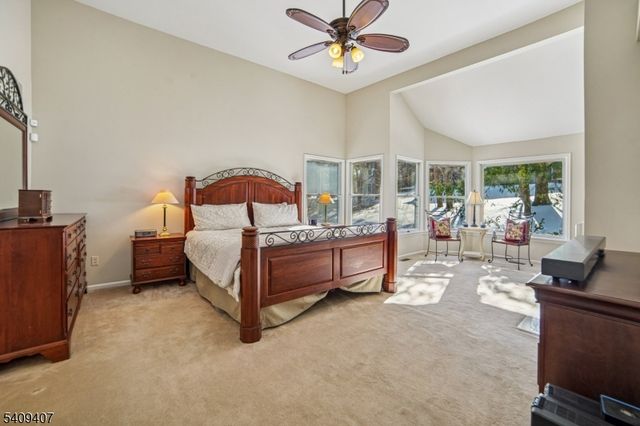 47 Gatehouse Rd, Bedminster Twp., NJ 07921