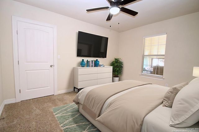 1102 Mendelin, San Antonio, TX 78260