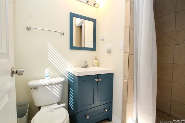 1102 Mendelin, San Antonio, TX 78260