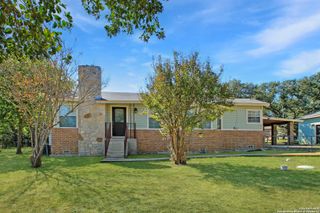 1102 Mendelin, San Antonio, TX 78260
