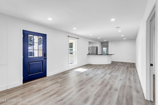 8828 Manoo Place, Diamondhead, MS 39525