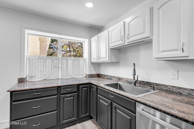 8828 Manoo Place, Diamondhead, MS 39525