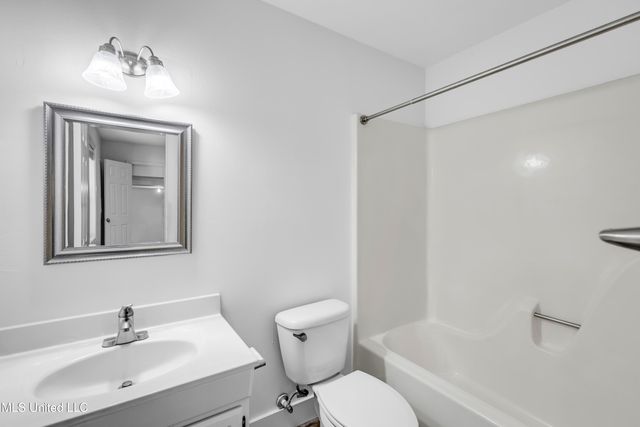 8828 Manoo Place, Diamondhead, MS 39525