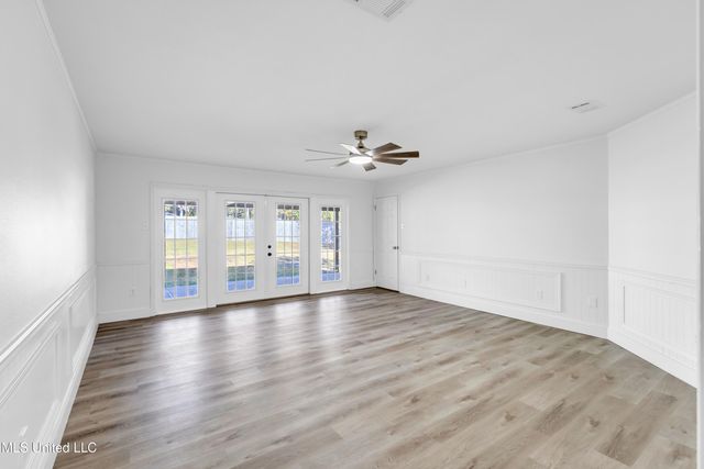 8828 Manoo Place, Diamondhead, MS 39525