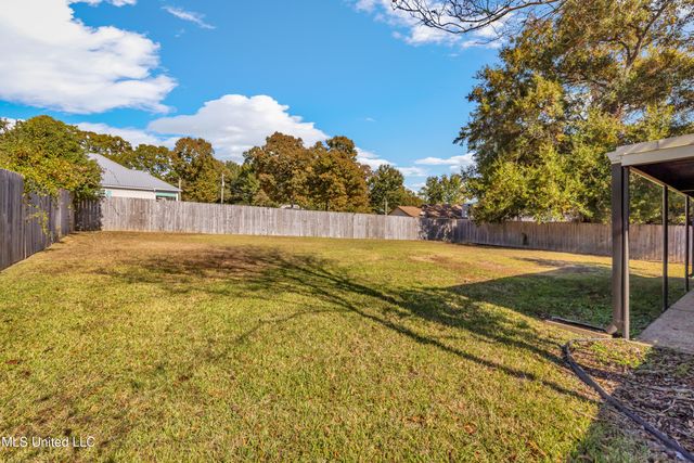8828 Manoo Place, Diamondhead, MS 39525