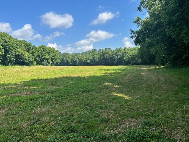 148 Cemetery Road B, Paris, KY 40361