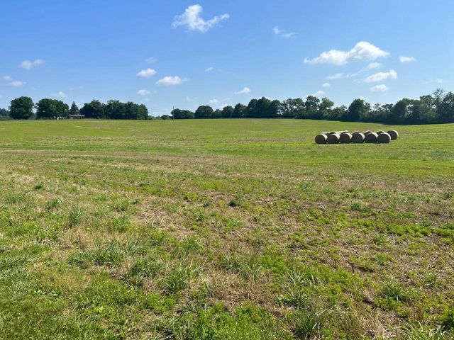 148 Cemetery Road B, Paris, KY 40361