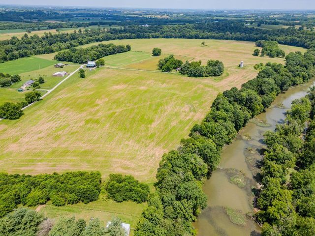 148 Cemetery Road B, Paris, KY 40361