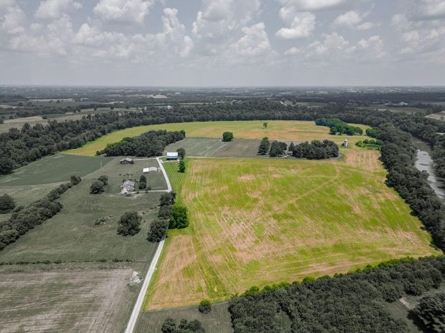 148 Cemetery Road B, Paris, KY 40361