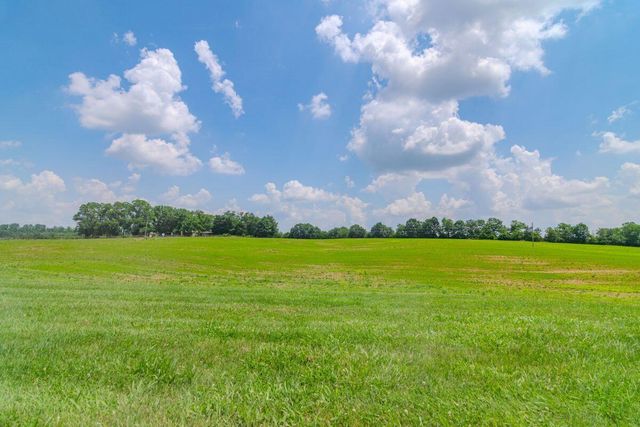 148 Cemetery Road B, Paris, KY 40361