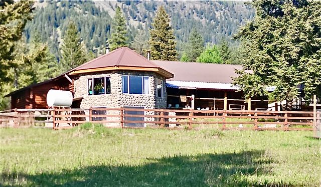 74 View Point Lane, Trout Creek, MT 59874