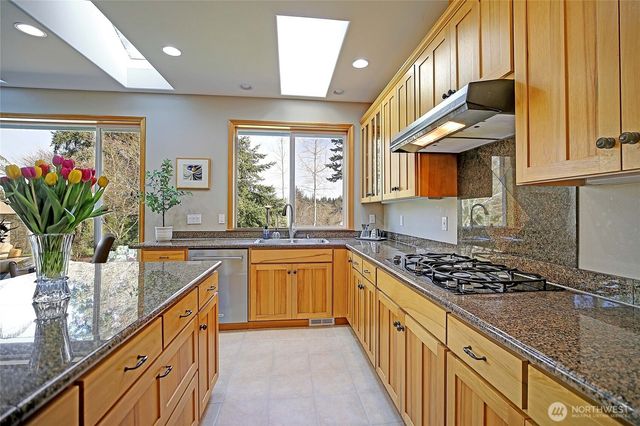 25721 38th Avenue NW, Stanwood, WA 98292
