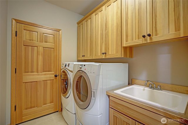 25721 38th Avenue NW, Stanwood, WA 98292