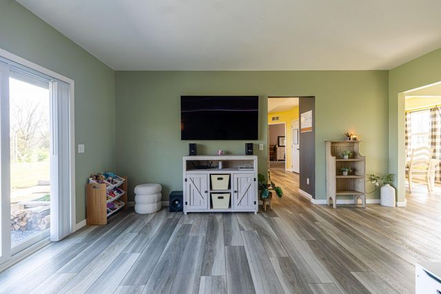 6261 SHELLER ROAD, Chambersburg, PA 17202