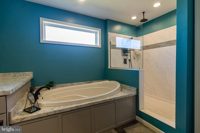 6261 SHELLER ROAD, Chambersburg, PA 17202