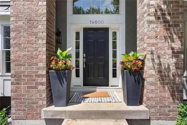 14600 Chadwick Street, Leawood, KS 66224