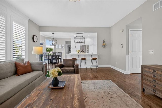 14600 Chadwick Street, Leawood, KS 66224