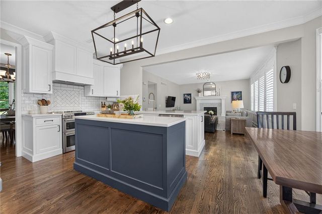 14600 Chadwick Street, Leawood, KS 66224