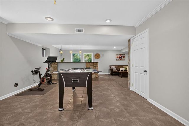 14600 Chadwick Street, Leawood, KS 66224