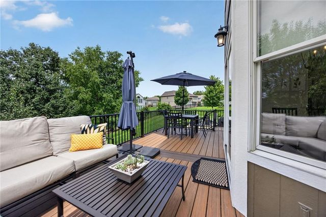 14600 Chadwick Street, Leawood, KS 66224
