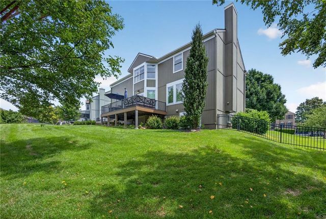 14600 Chadwick Street, Leawood, KS 66224