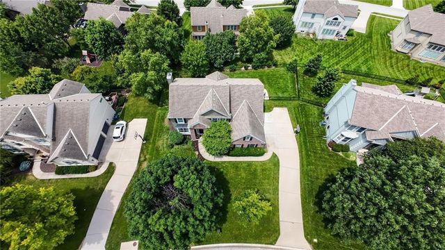 14600 Chadwick Street, Leawood, KS 66224