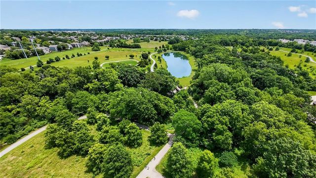 14600 Chadwick Street, Leawood, KS 66224