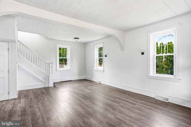 301 E MAPLE ST, Wenonah, NJ 08090